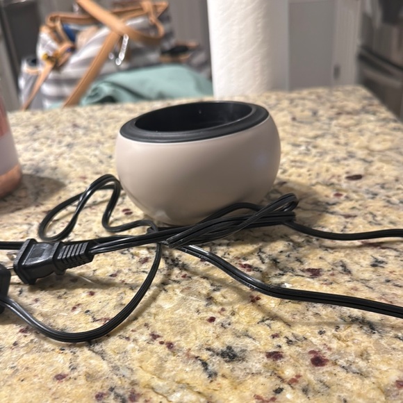 Scentsy mod warmer - Picture 1 of 3
